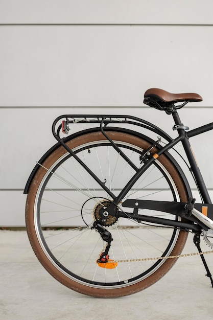 Photo gratuite roue arrière de vélo vintage gros plan