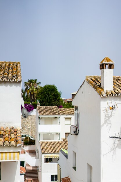 rues agréables d&#39;une petite ville du sud de l&#39;Espagne