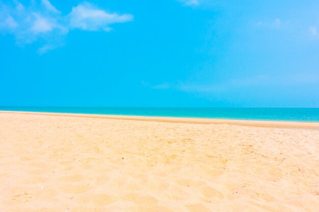 Sable sur la plage