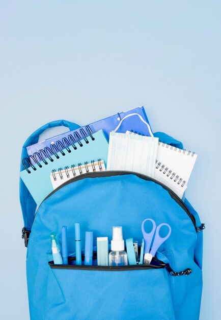 Sac à dos avec fournitures scolaires