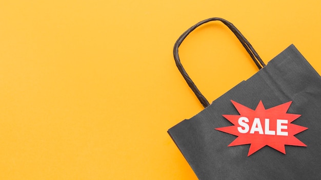 Sac shopping concept de vente cyber lundi