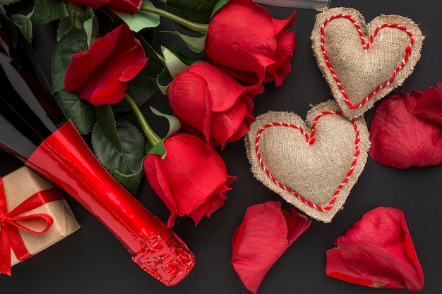 Photo gratuite saint valentin avec concept de coeur