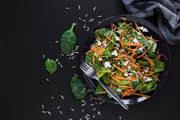 Salade de carottes et d&#39;oseille