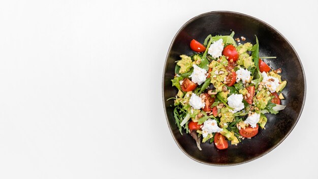 Salade fraîche saine avec espace copie