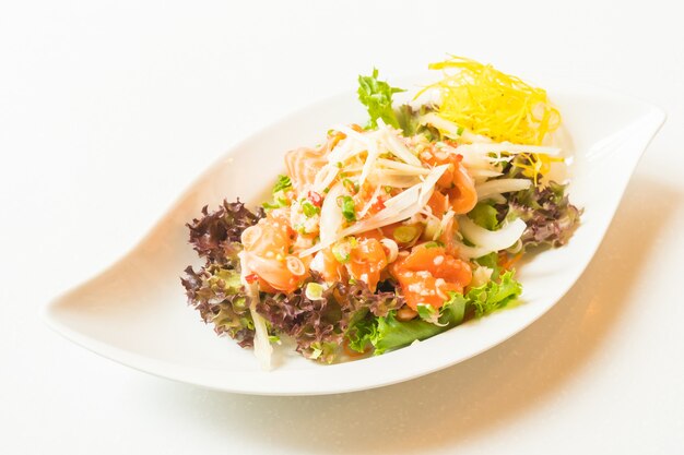 Salade de saumon épicée