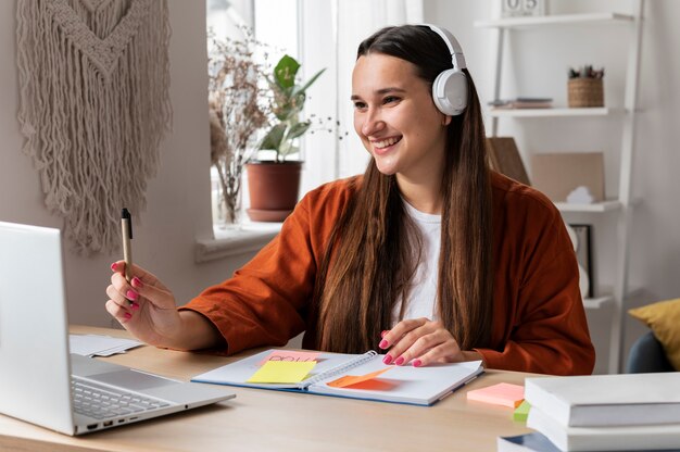 Salle de classe virtuelle et espace d'étude