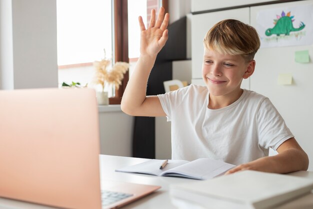 Salle de classe virtuelle et espace d'étude