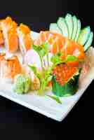 Photo gratuite salmon sushi