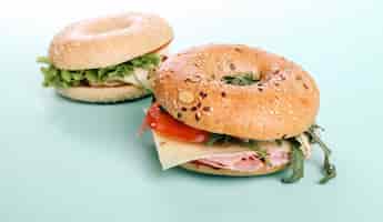 Photo gratuite sandwich au bagel
