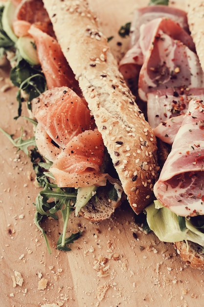 Photo gratuite sandwich baguette