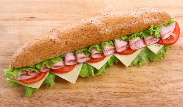 Sandwich frais et savoureux