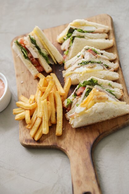 Sandwichs avec frites