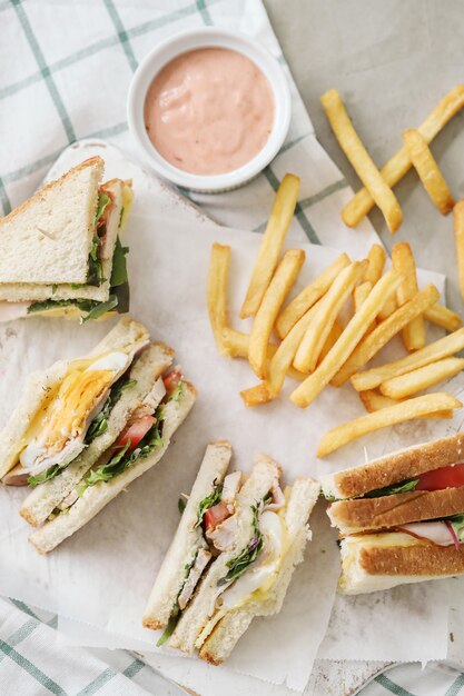 Sandwichs avec frites