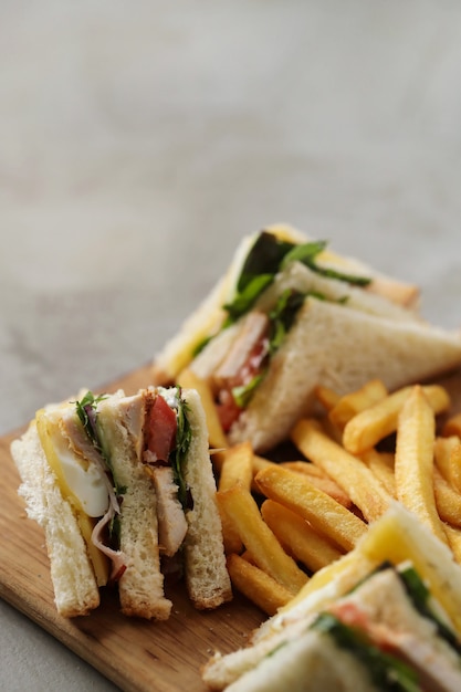 Sandwichs avec frites