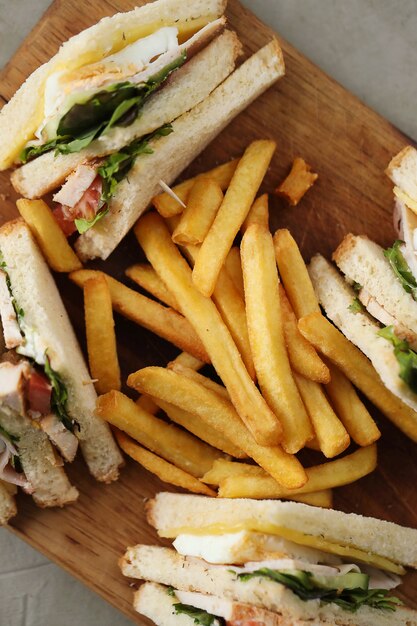 Sandwichs avec frites