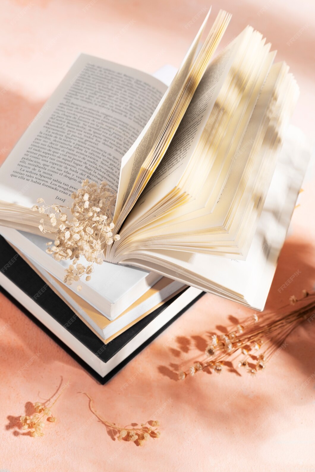 Séparateur De Livres Fleuri Photo Gratuite