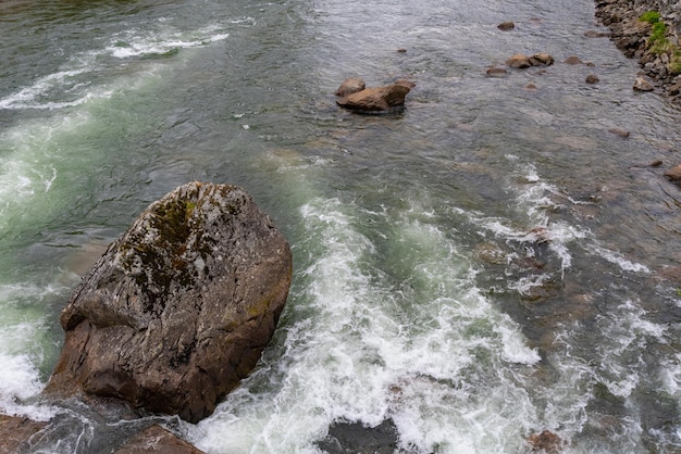 Skjolden Norvège le 16 mai 2023 rivière