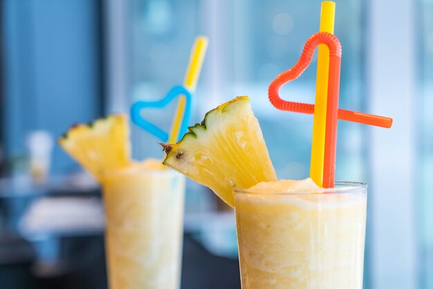 Smoothie d&#39;ananas dans un café &#39;