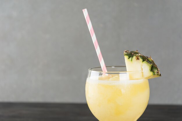 Smoothie à l&#39;ananas