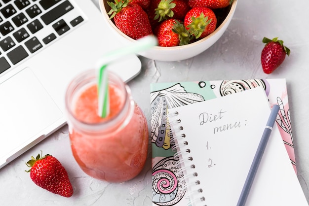 Smoothie et clavier à angle élevé