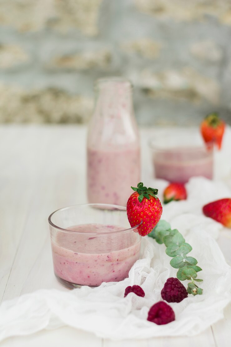 Photo gratuit smoothie à la fraise