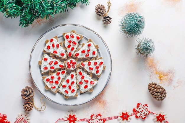 Snacks en forme de sapin de Noël.