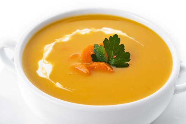 Soupe de carottes à la crème et au persil