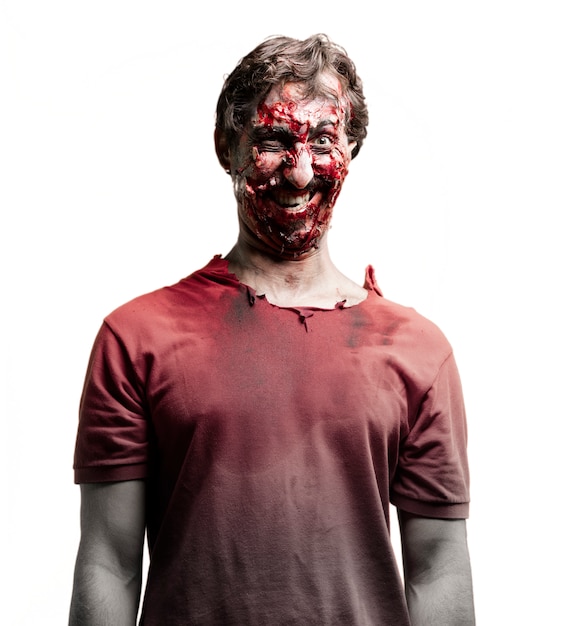 Photo gratuite sourire zombie debout