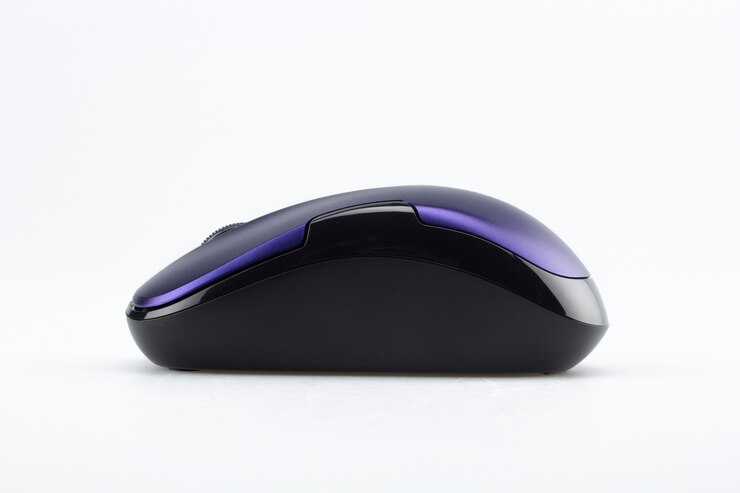 Photo gratuit souris d&#39;ordinateur violet