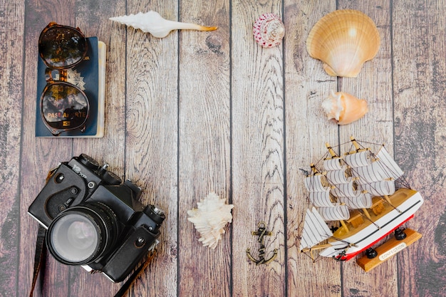 Photo gratuite souvenirs et documents maritimes