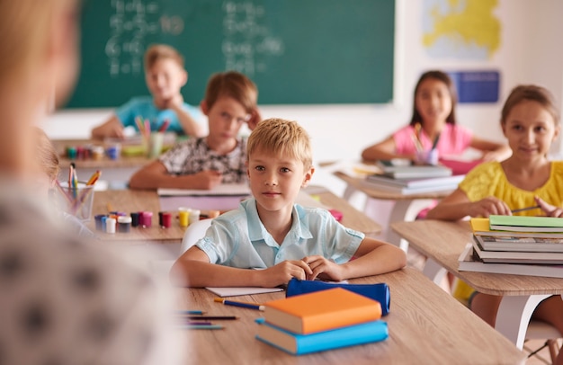 Soyez concentré et patient tout en enseignant de nouvelles choses