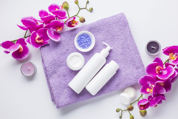 Spa nature morte avec des produits de beauté