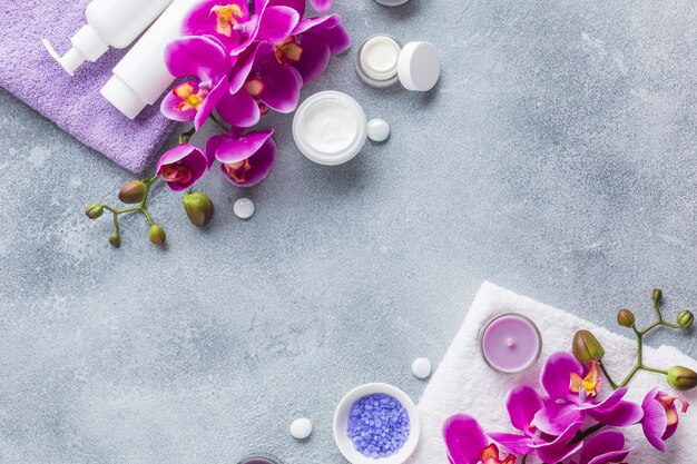 Spa nature morte avec des produits de beauté