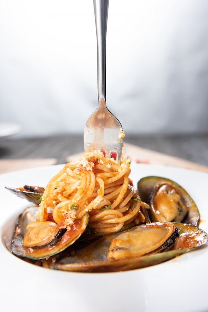 Photo gratuite spaghetti aux moules