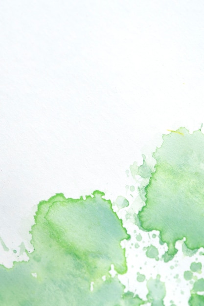 Splash aquarelle sur la texture du papier