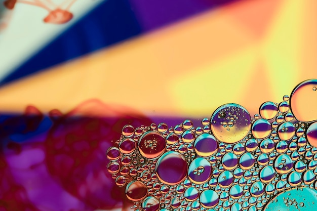 Photo gratuite spotlight couleurs avec des bulles