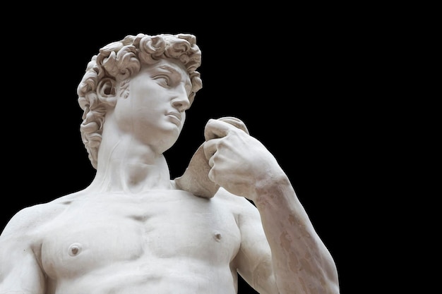 Statue de david isolat sculpture de l'ancien héros mythique grec david par l'artiste