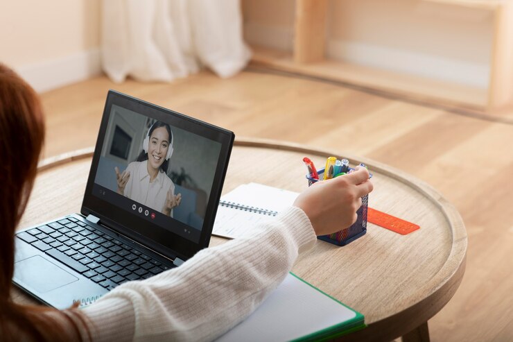 Photo gratuit le stylo à main de près