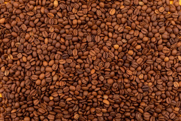 surface de motif de grains de café brun