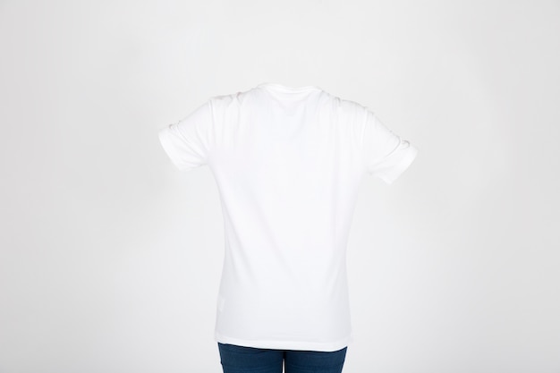 Photo gratuite t-shirt blanc blanc