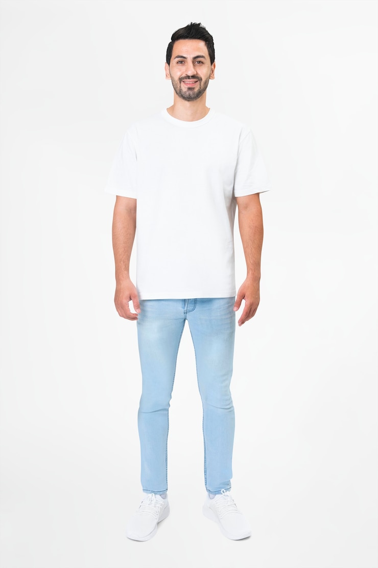 Photo gratuit t-shirt blanc pour hommes porter tout le corps