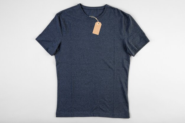 T-shirt bleu