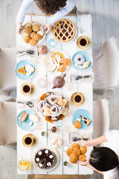 Table de préparation pour la fête