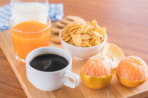 Table Set de petit-déjeuner