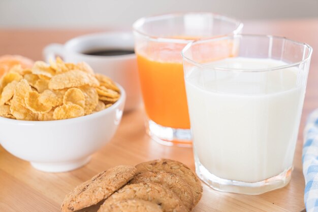 Table Set de petit-déjeuner