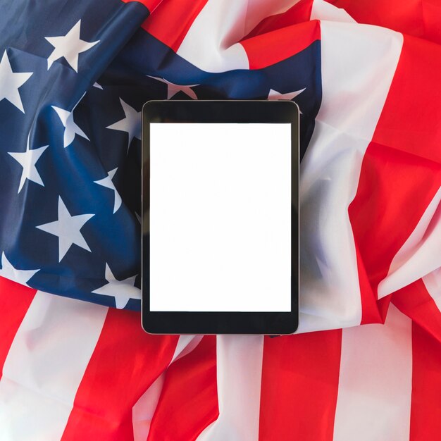 Tablette sur le drapeau américain