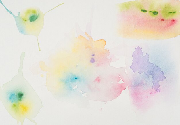 Des taches d&#39;aquarelle brillante