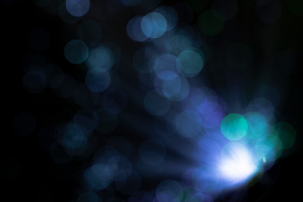 Taches lumineuses aux couleurs froides