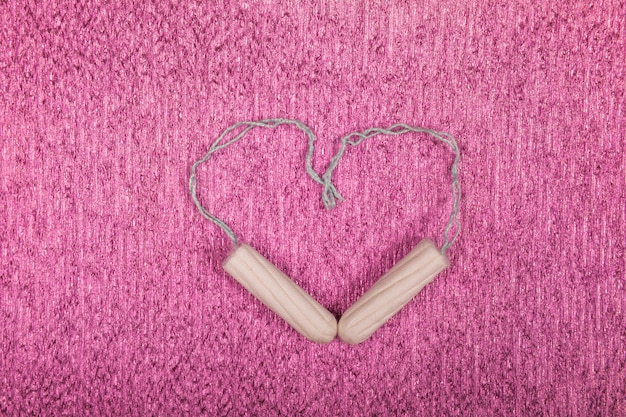 Photo gratuite tampons faisant un coeur