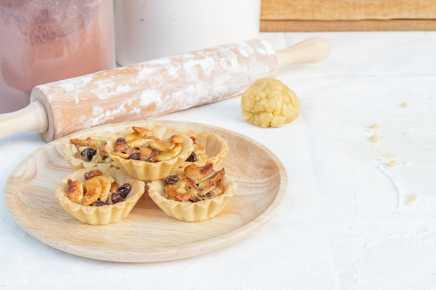 Tart de noix de cajou et de raisins secs